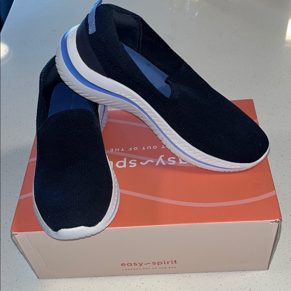 Easy Spirit Black Slip-In Sneakers. Used - only worn twice. Excellent condition.